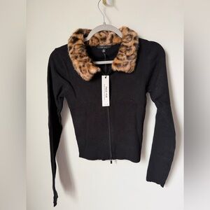 Love tree Black zip up Sweater with faux fur Leopard Print Collar
